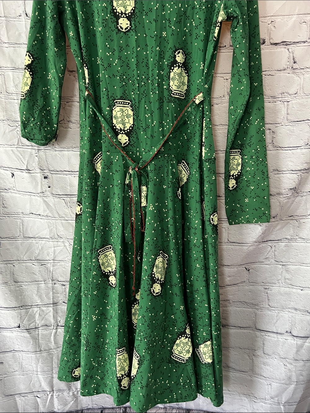Green V-Neck Long Sleeve Midi Dress - Green - Picture 4 of 8
